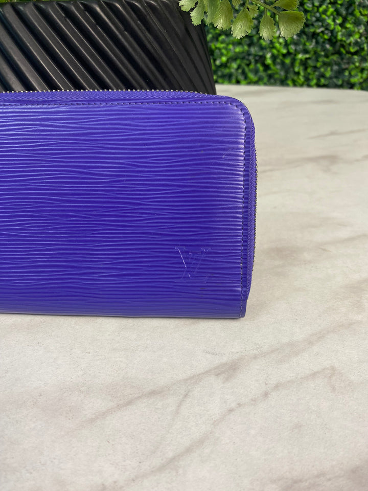 Louis Vuitton Purple Epi Zippy Wallet (0910)