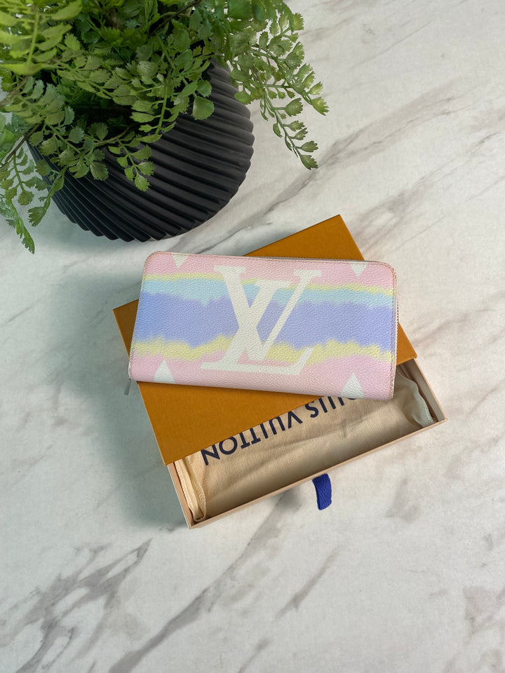 Louis Vuitton Monogram Escale Pastel Zippy Wallet (4067)