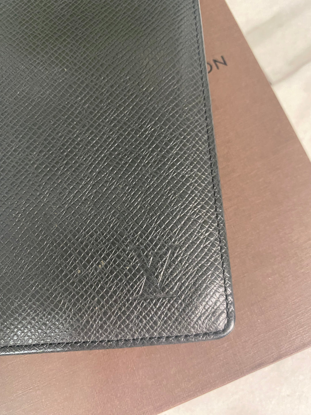 Louis Vuitton Black Taiga Leather Long Wallet (3393)