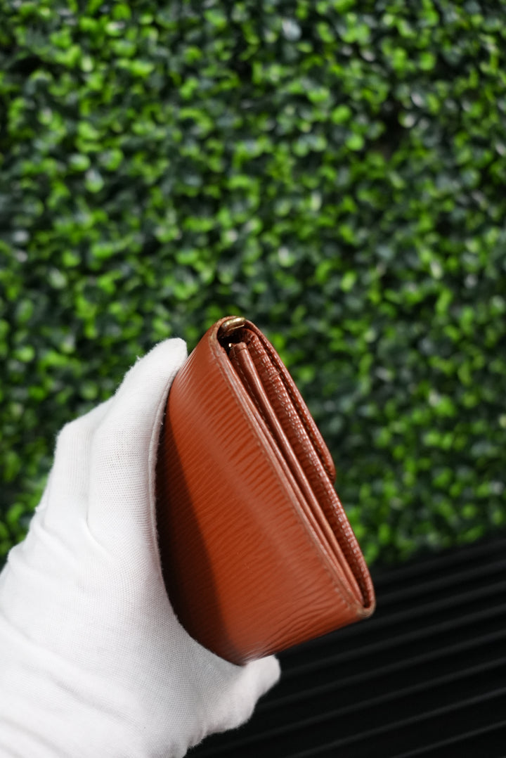 Louis Vuitton Cedar Epi Long Wallet (208)