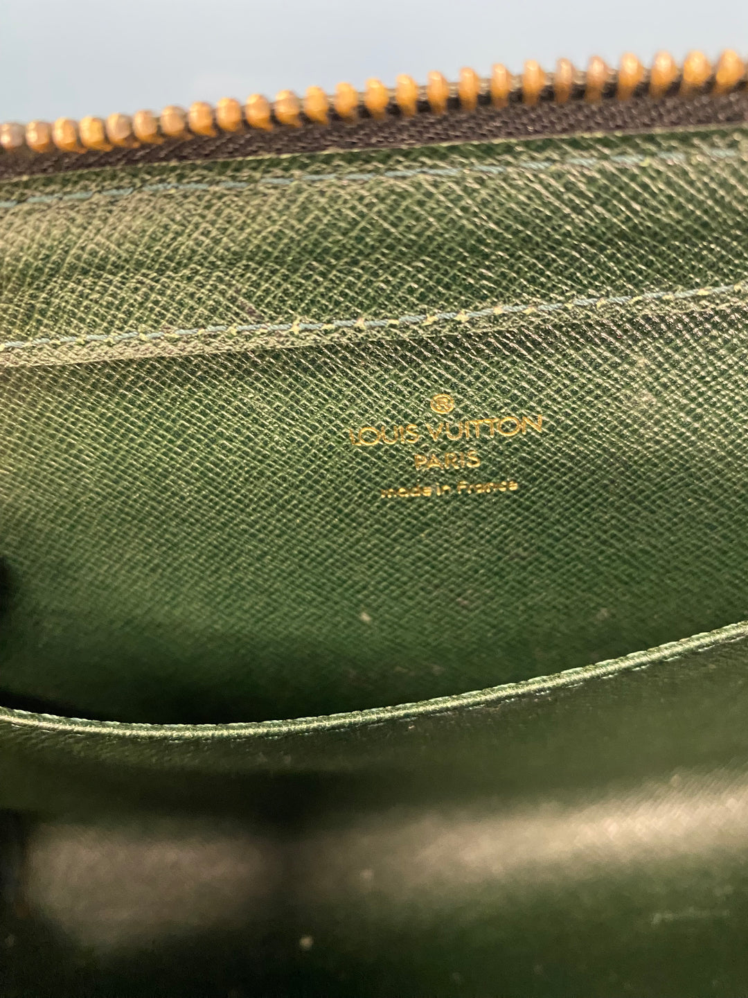 Louis Vuitton Green Taiga Leather Baikal Pouch (7581)