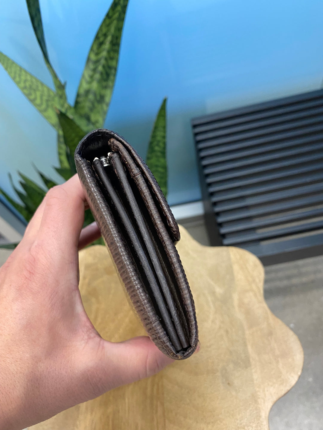 Louis Vuitton Brown Epi Sarah Long Wallet (7578)