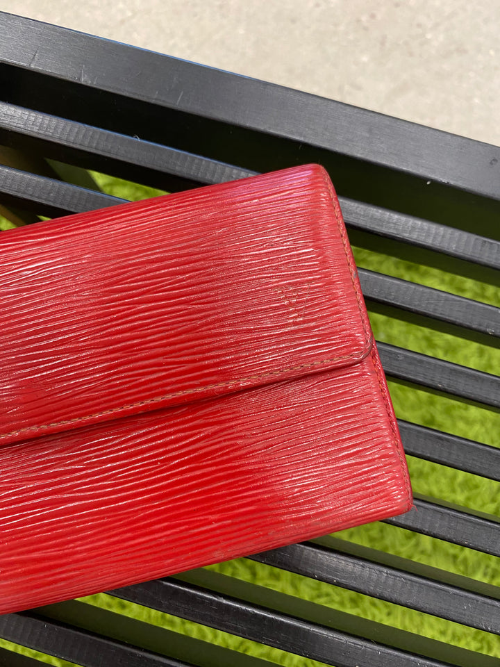 Louis Vuitton Red Epi Sarah Long Wallet (1957)