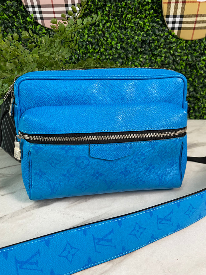 Louis Vuitton Blue Taigarama Outdoor Messenger Bag (2880)