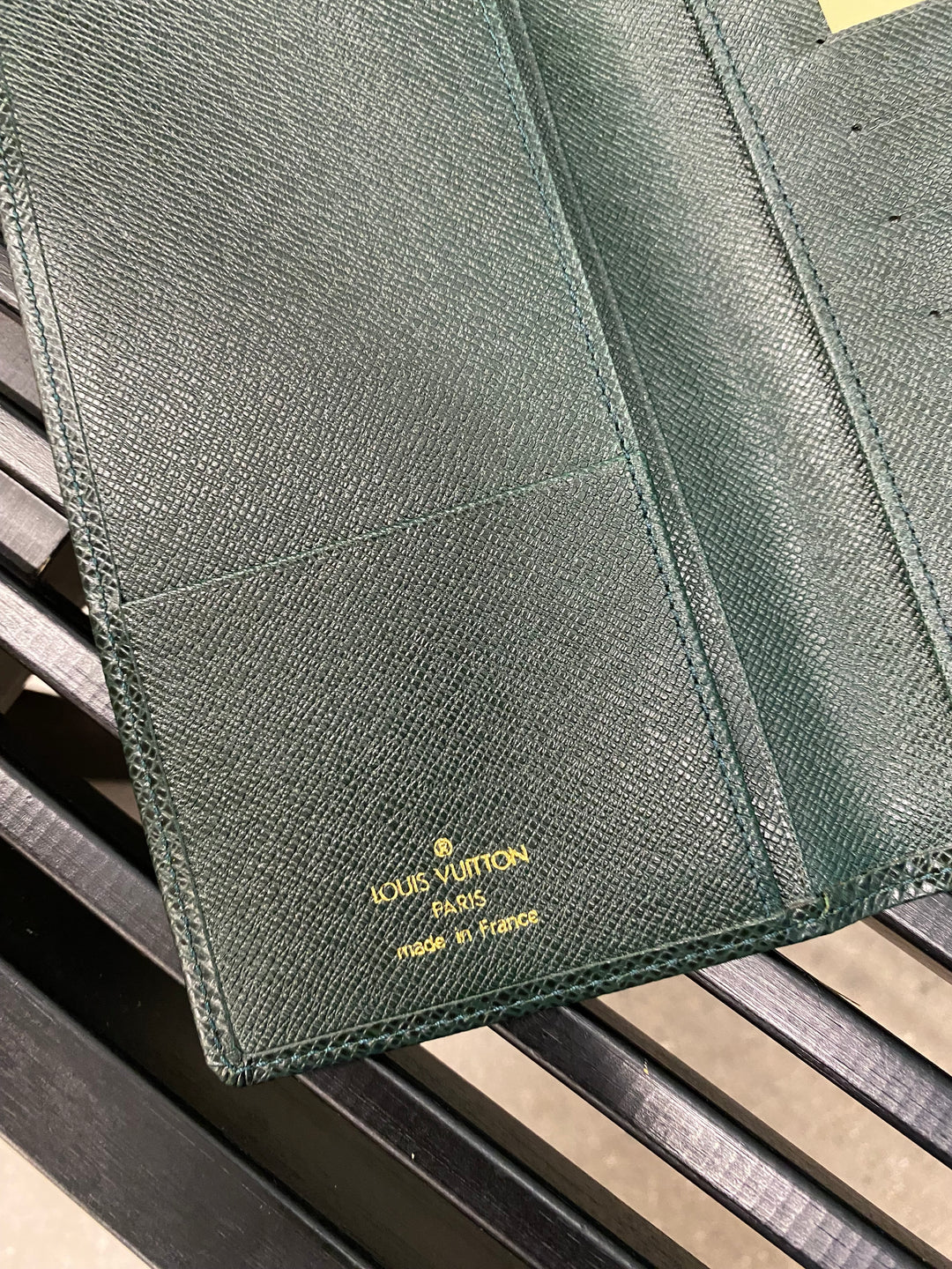Louis Vuitton Green Taiga Leather Long Bifold Wallet (2495)