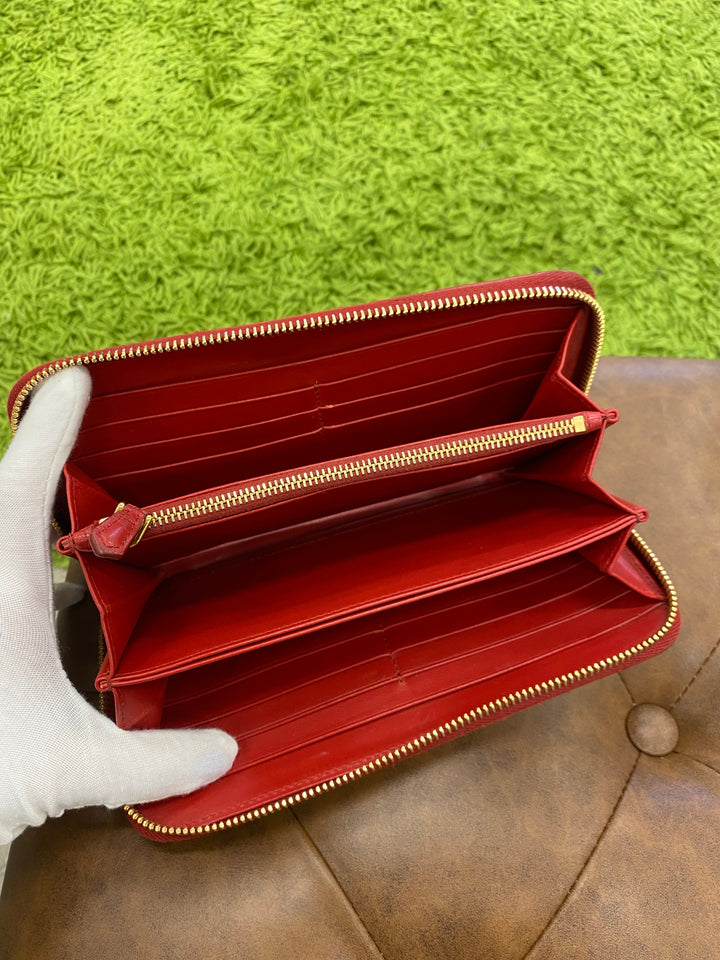 Prada Red Leather Zippy Wallet (2391)