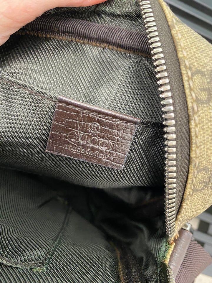Gucci GG Supreme Crossbody Bag (6932)