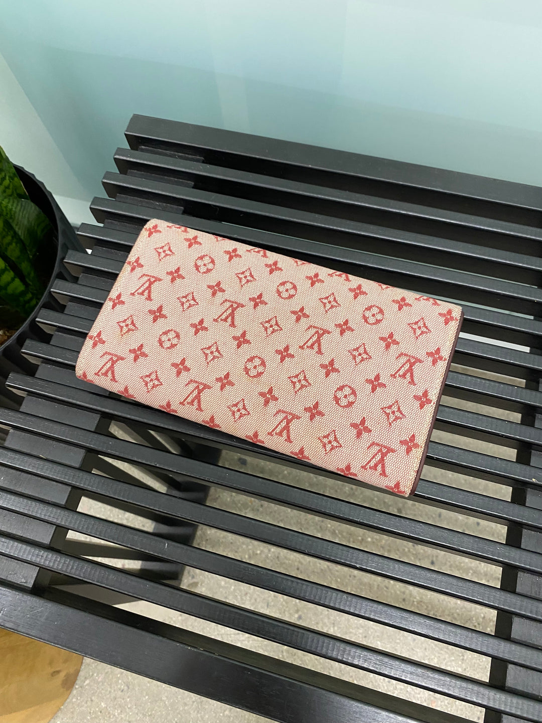 Lousi Vuitton Red Mini Lin International Long Wallet (4949)