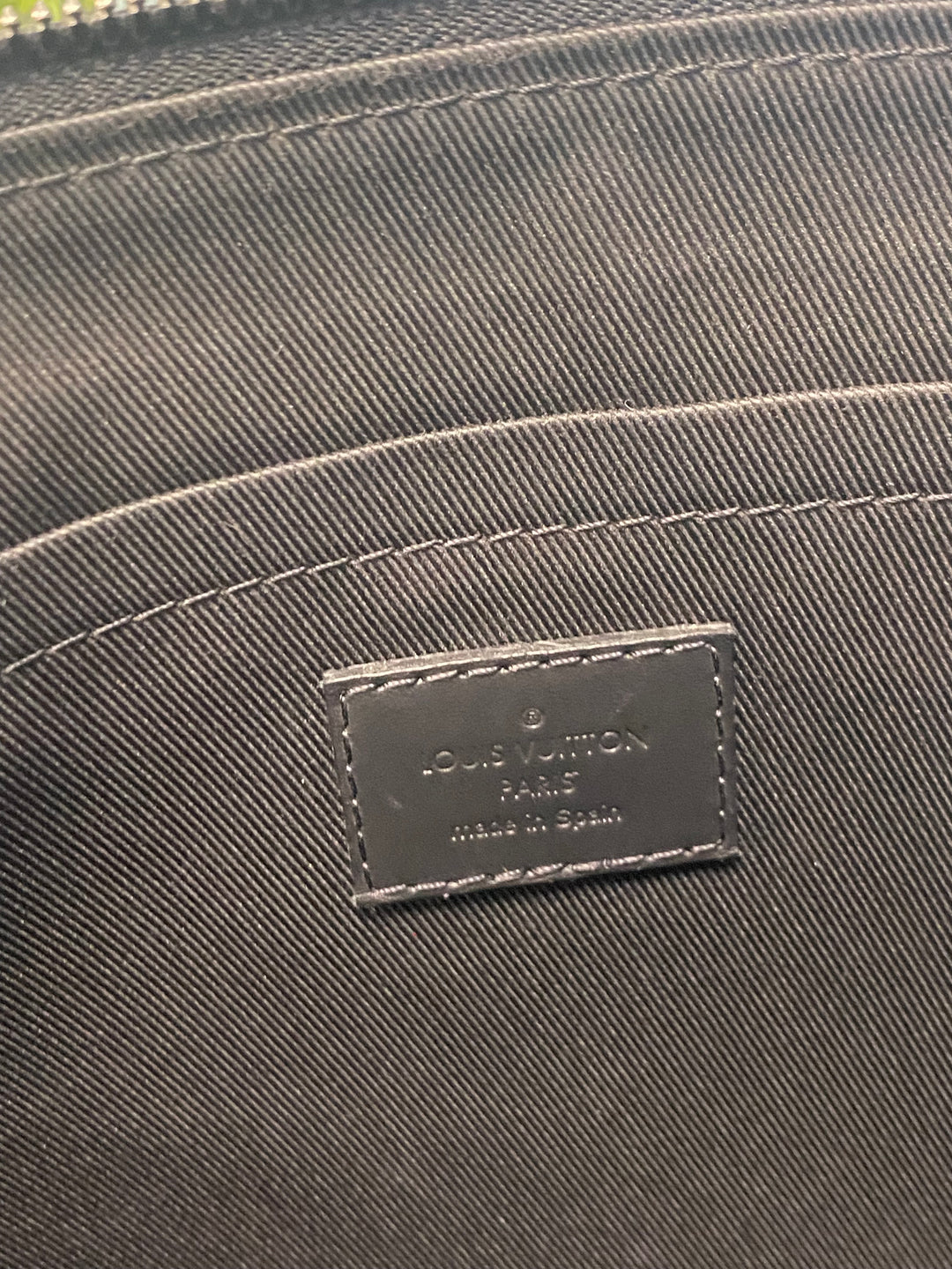 Louis Vuitton Shadow Monogram Discovery Pochette (8024)