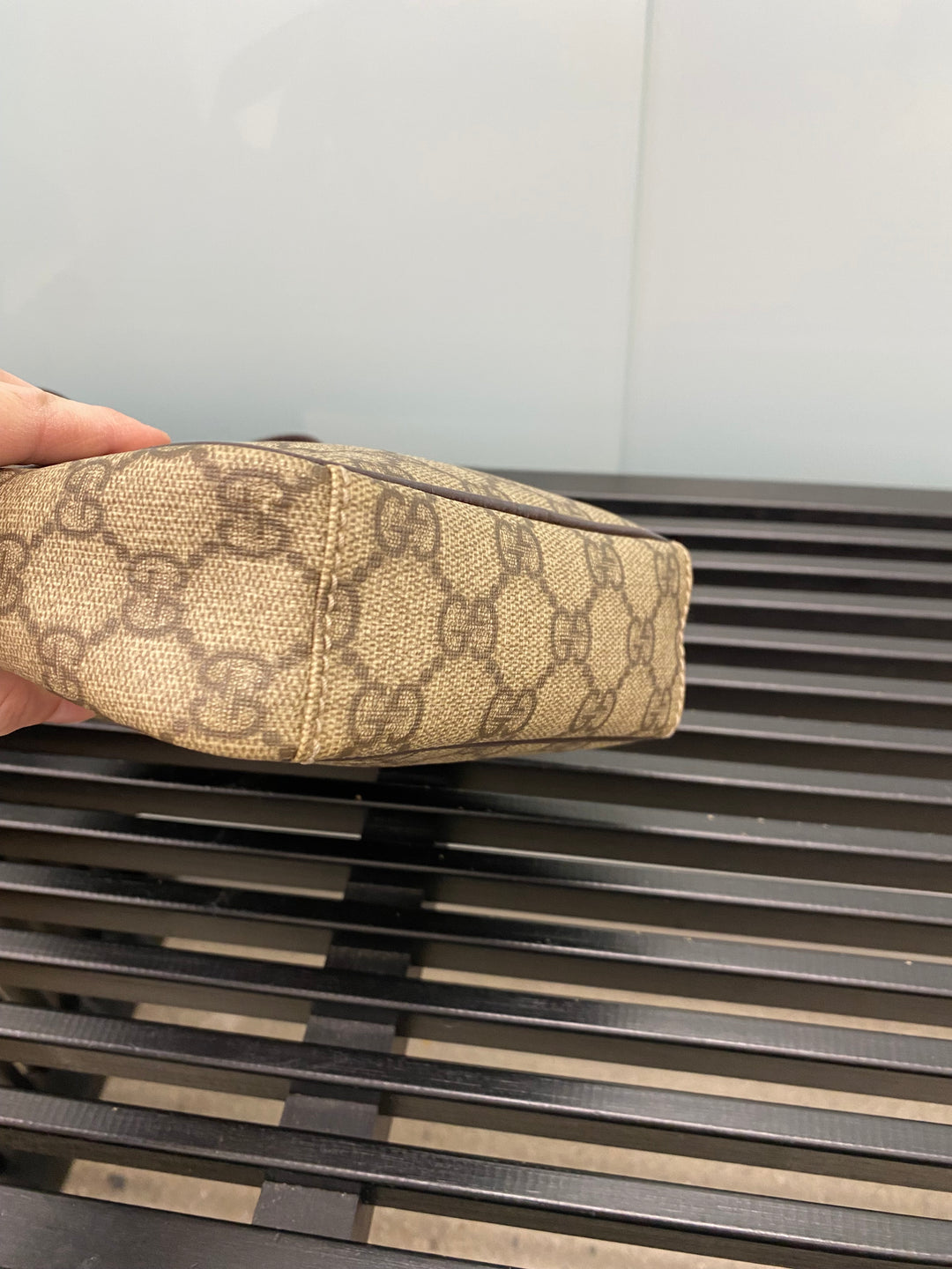 Gucci GG Supreme Crossbody Bag (6932)