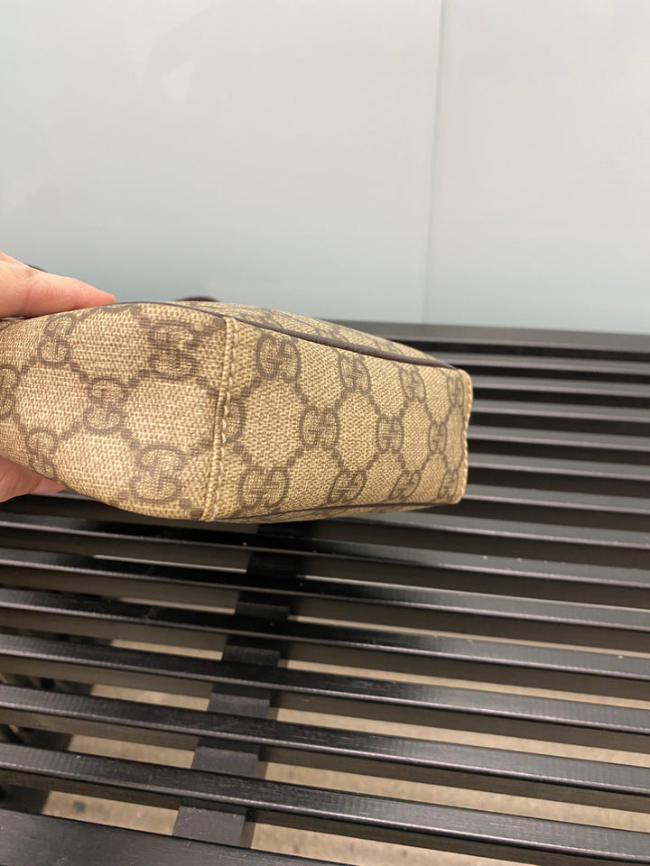 Gucci GG Supreme Crossbody Bag (6932)
