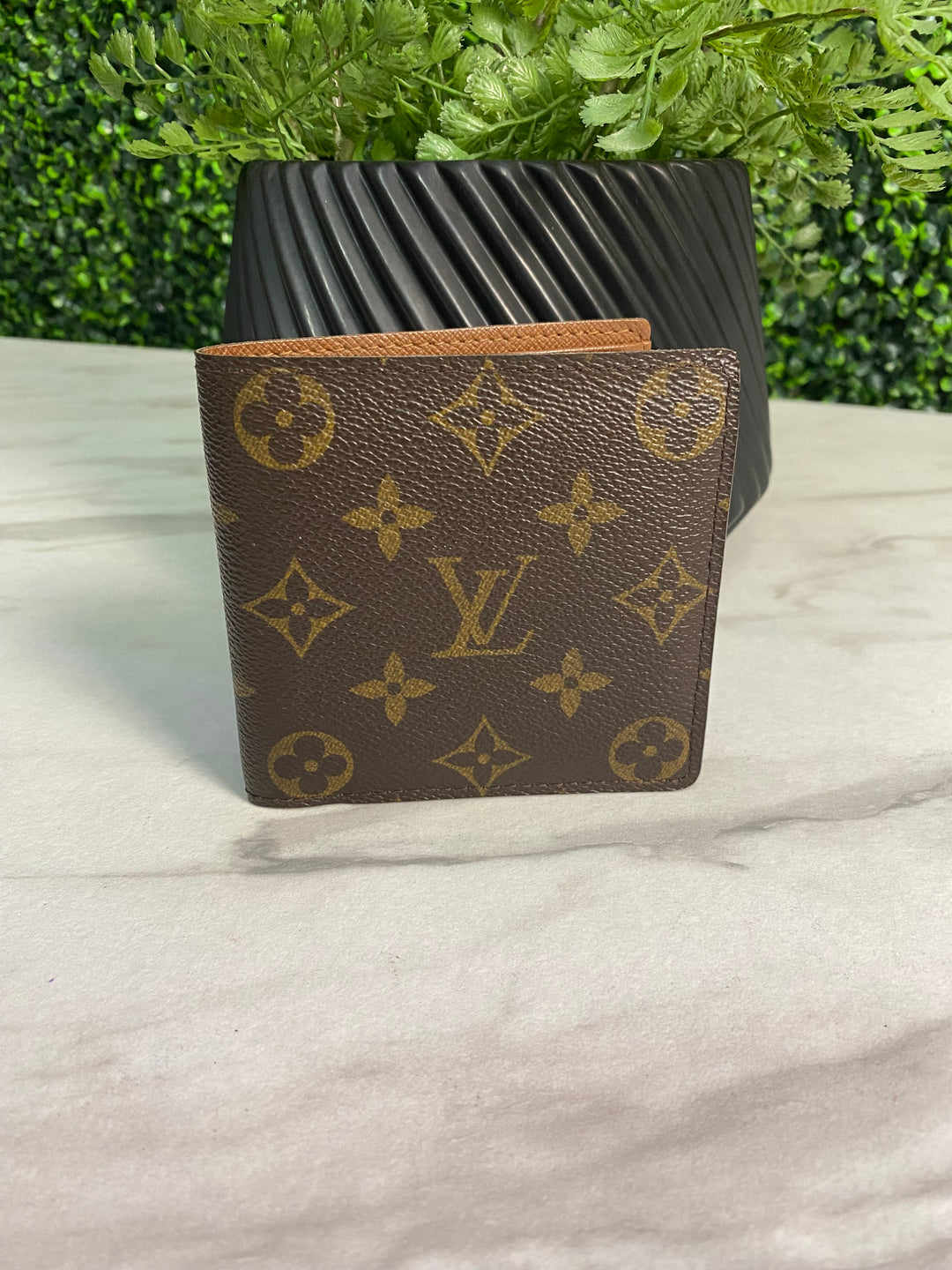 Louis Vuitton Monogram Billfold (8762)