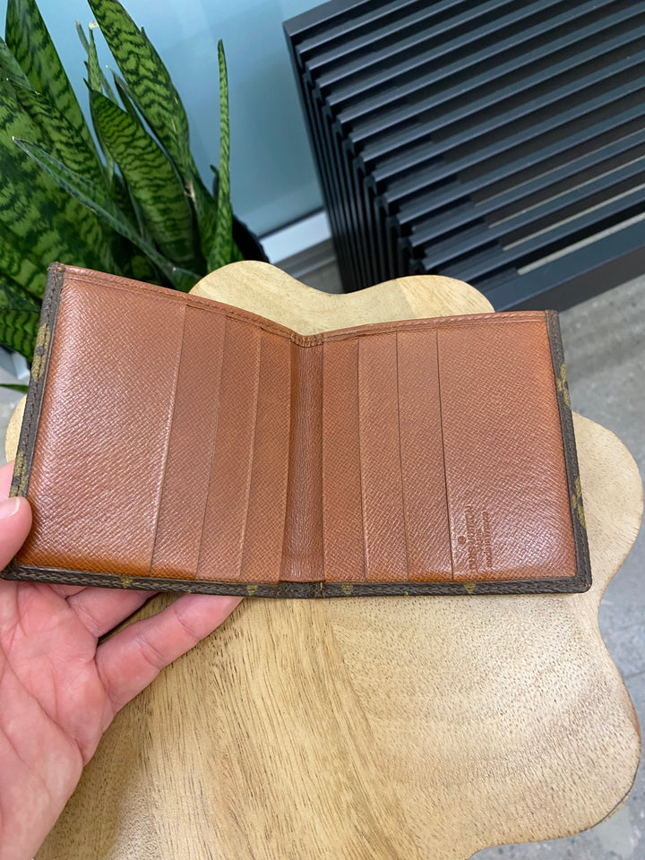 Louis Vuitton Monogram Billfold Wallet (3116)
