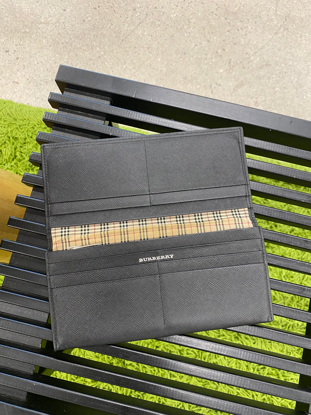 Burberry Black Saffiano Long Wallet (7292)