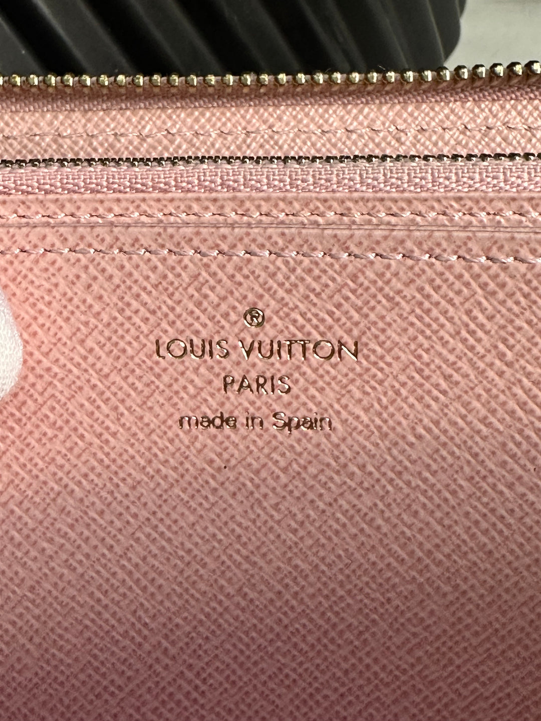 Louis Vuitton Rose Ballerine Epi Floral Zippy Wallet (808)