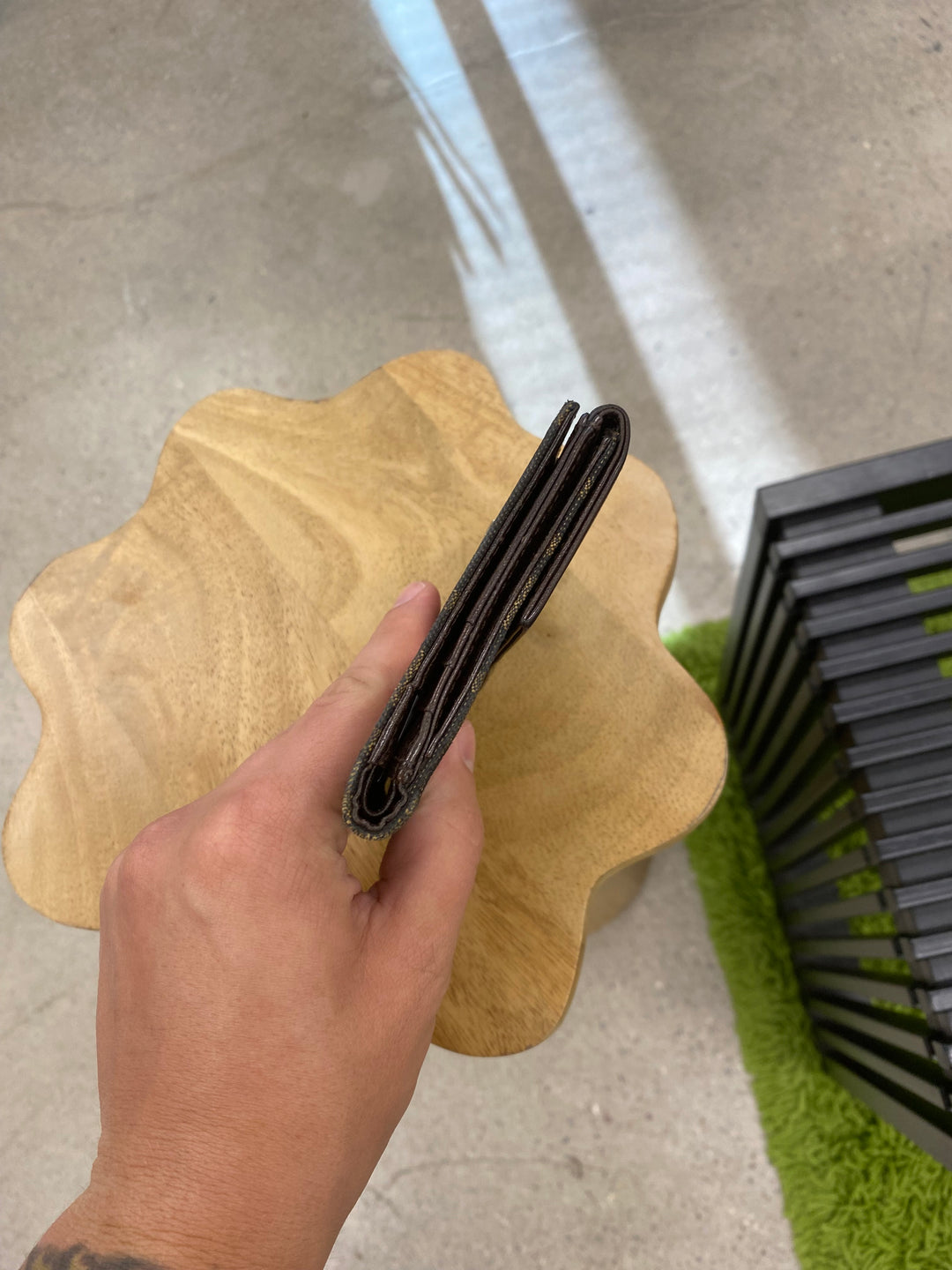 Fendi Zucca Compact Wallet (8987)