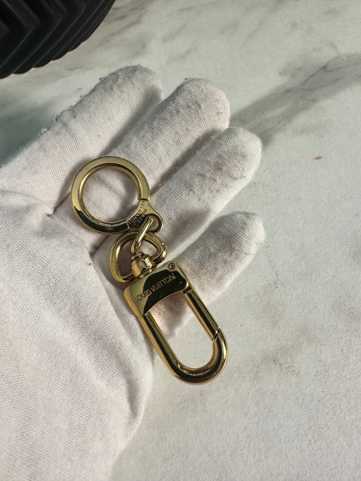 Louis Vuitton Pochette Extender/Bag Charm (1213)