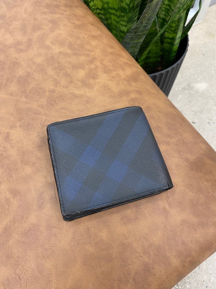 Burberry Black and Blue Check Billfold Wallet (4241)