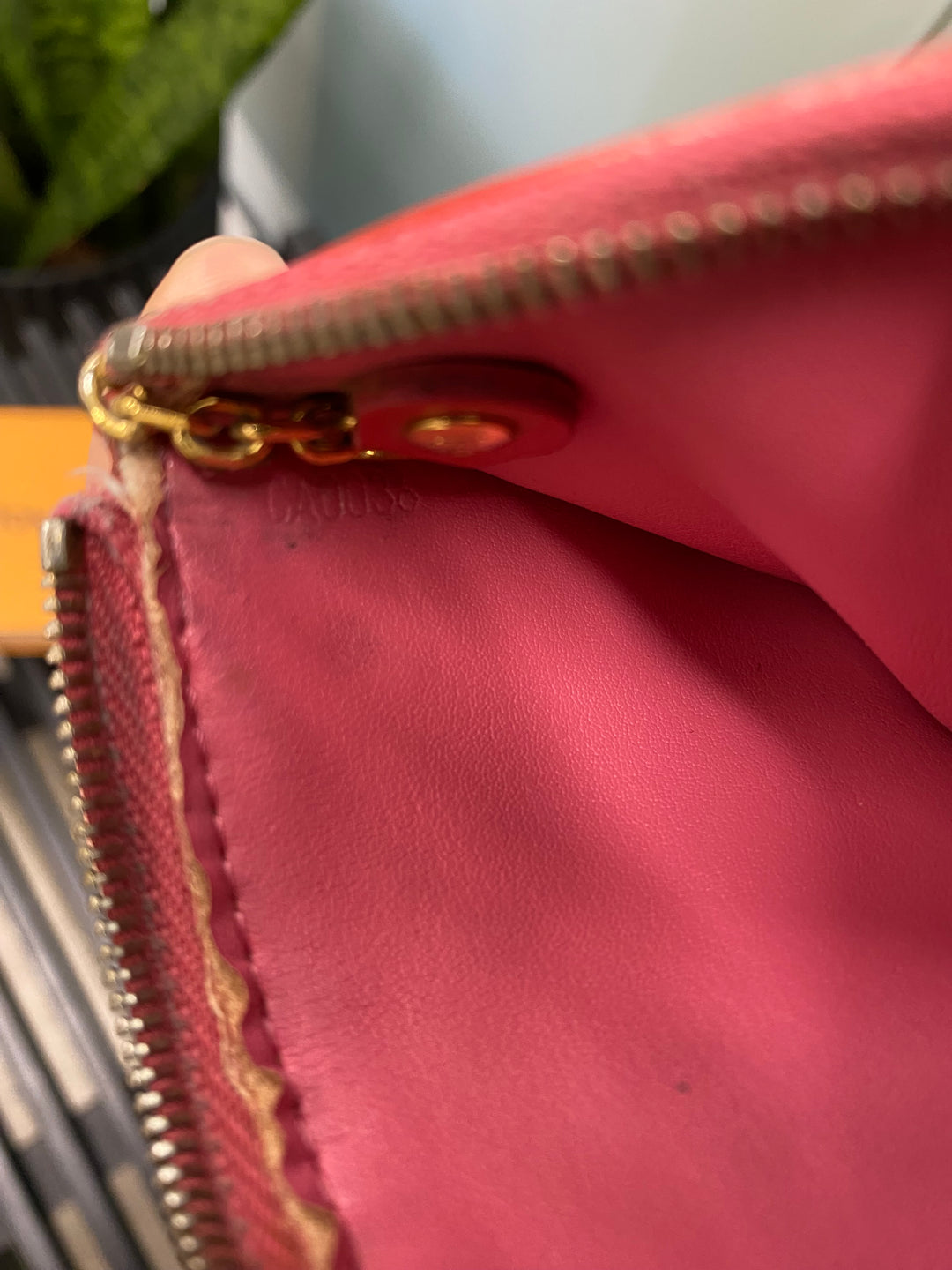 Louis Vuitton Pink Vernis Key Cles (3235)