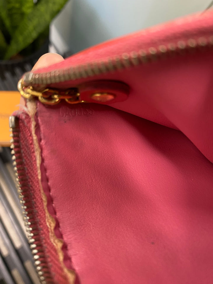 Louis Vuitton Pink Vernis Key Cles (3235)