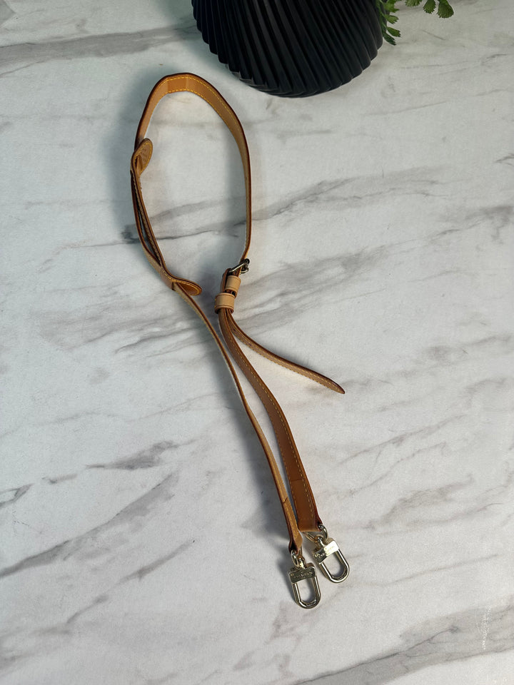 Louis Vuitton Vachetta Bandouliere Strap (0692)