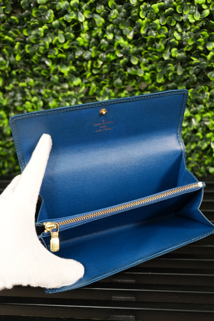 Louis Vuitton Blue Epi Sarah Long Wallet (551)