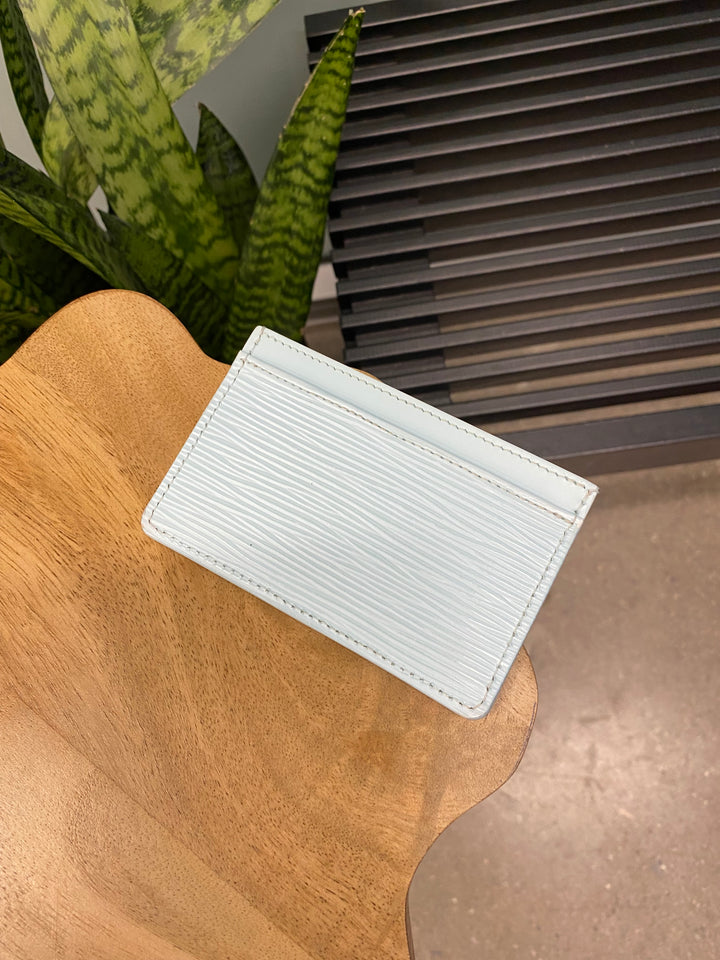 Louis Vuitton Ice Blue Epi Card Holder (5373)