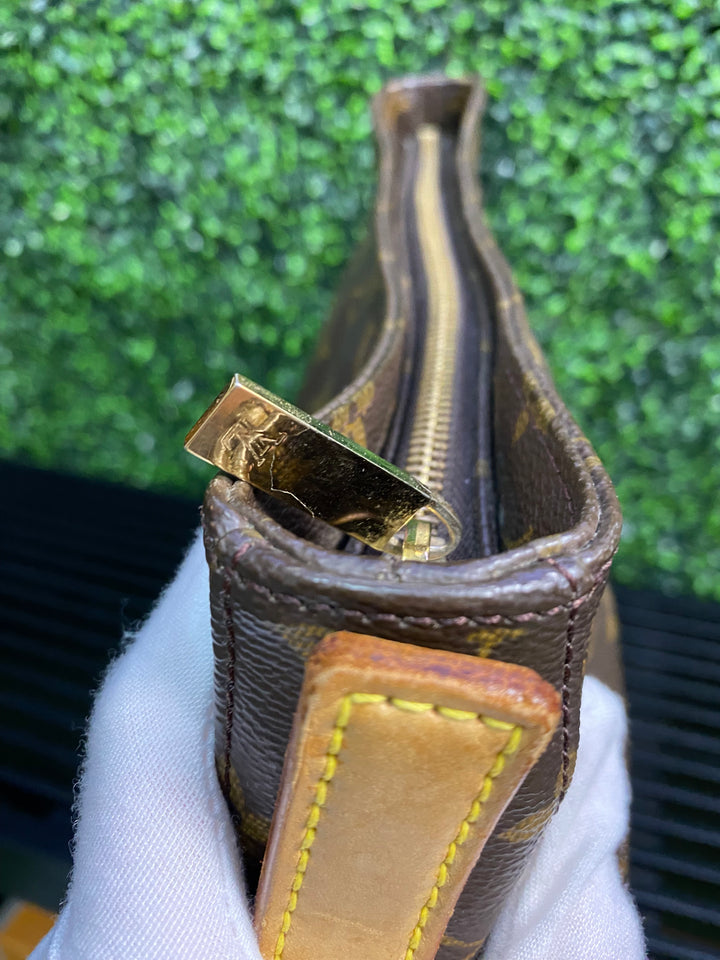 Louis Vuitton Monogram Looping GM (357)