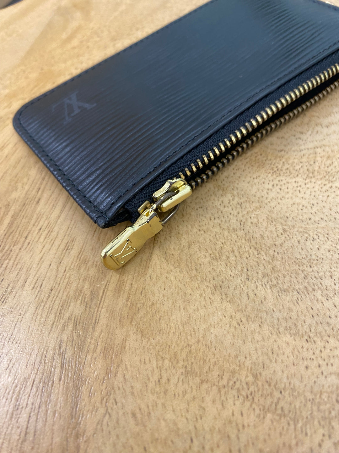 Louis Vuitton Black Epi Key Cles (7898)