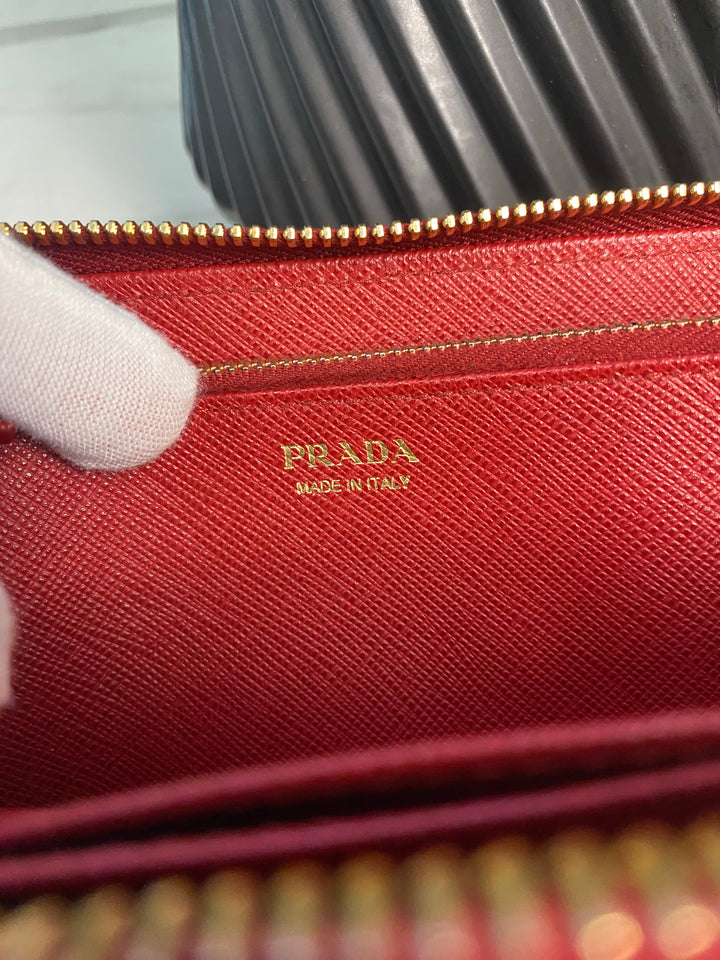 Prada Red Saffiano Bow Zippy Wallet (0958)
