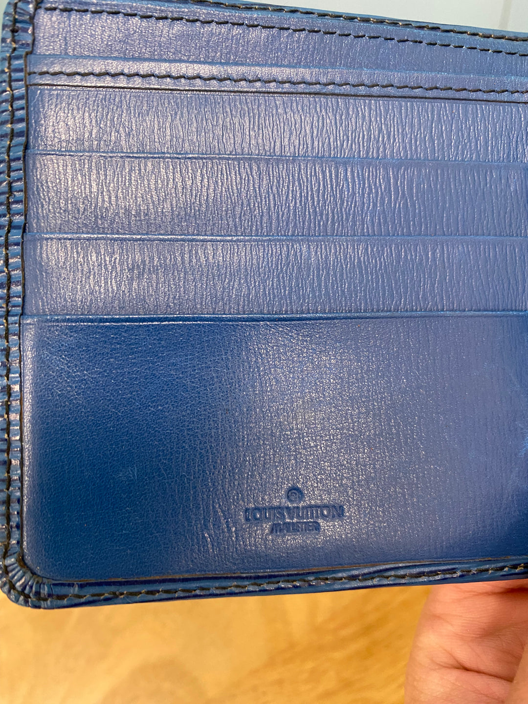 Louis Vuitton Blue Epi Billfold Wallet (2918)