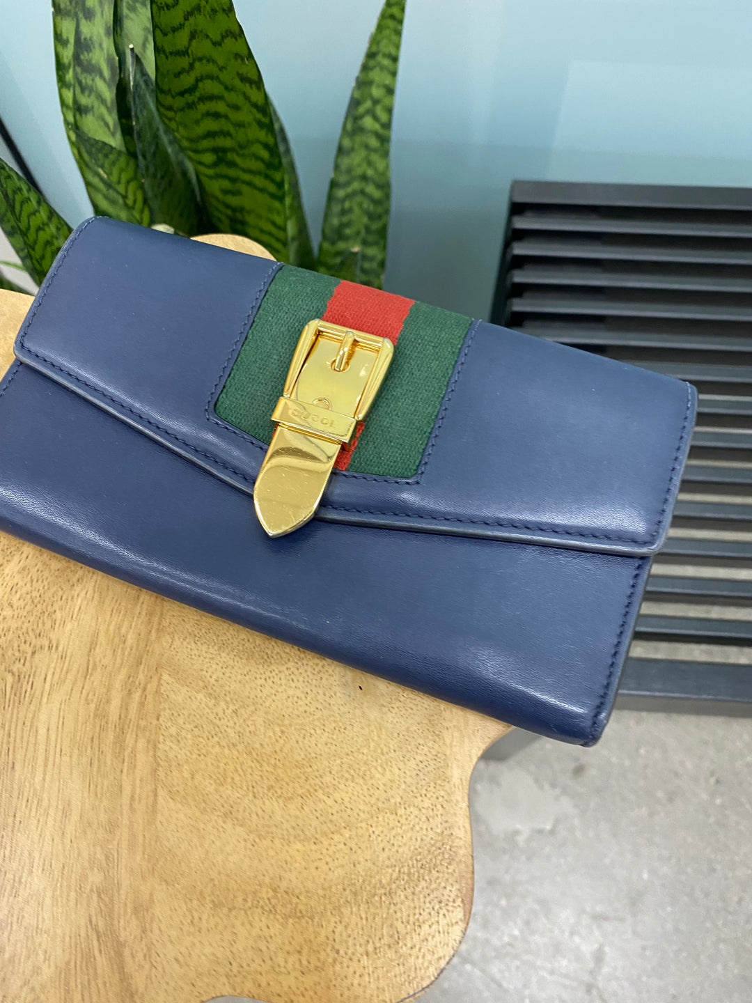 Gucci Navy Leather Sylvie Long Wallet (0107)