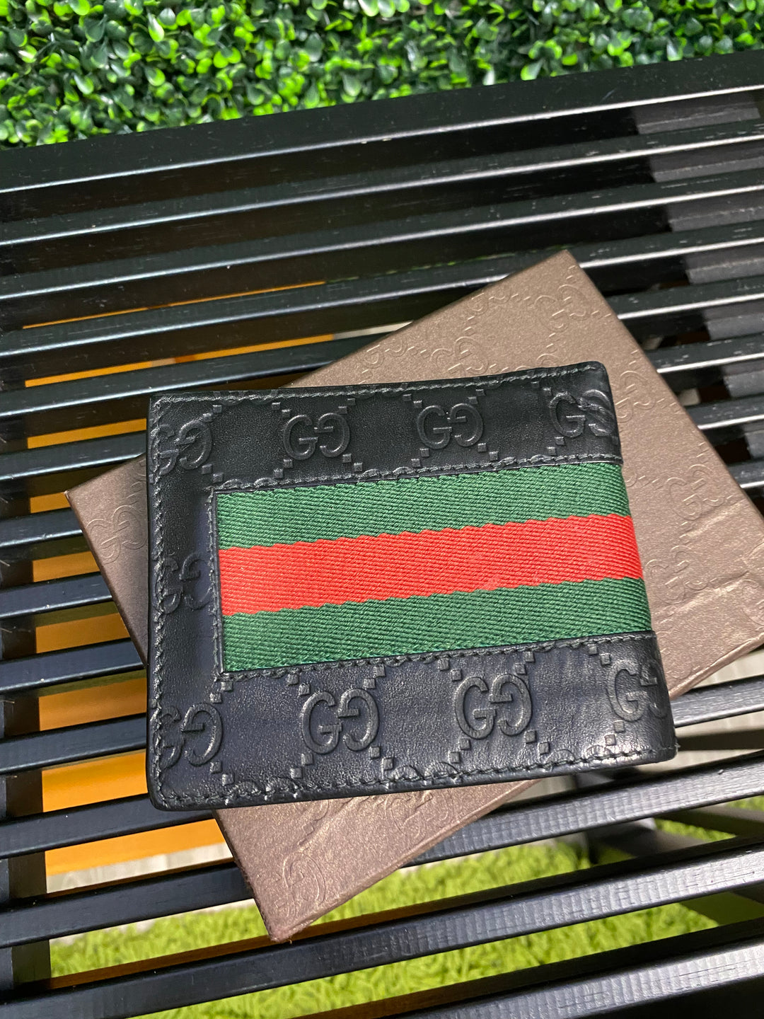 Gucci Sherry Line Leather Billfold (885)