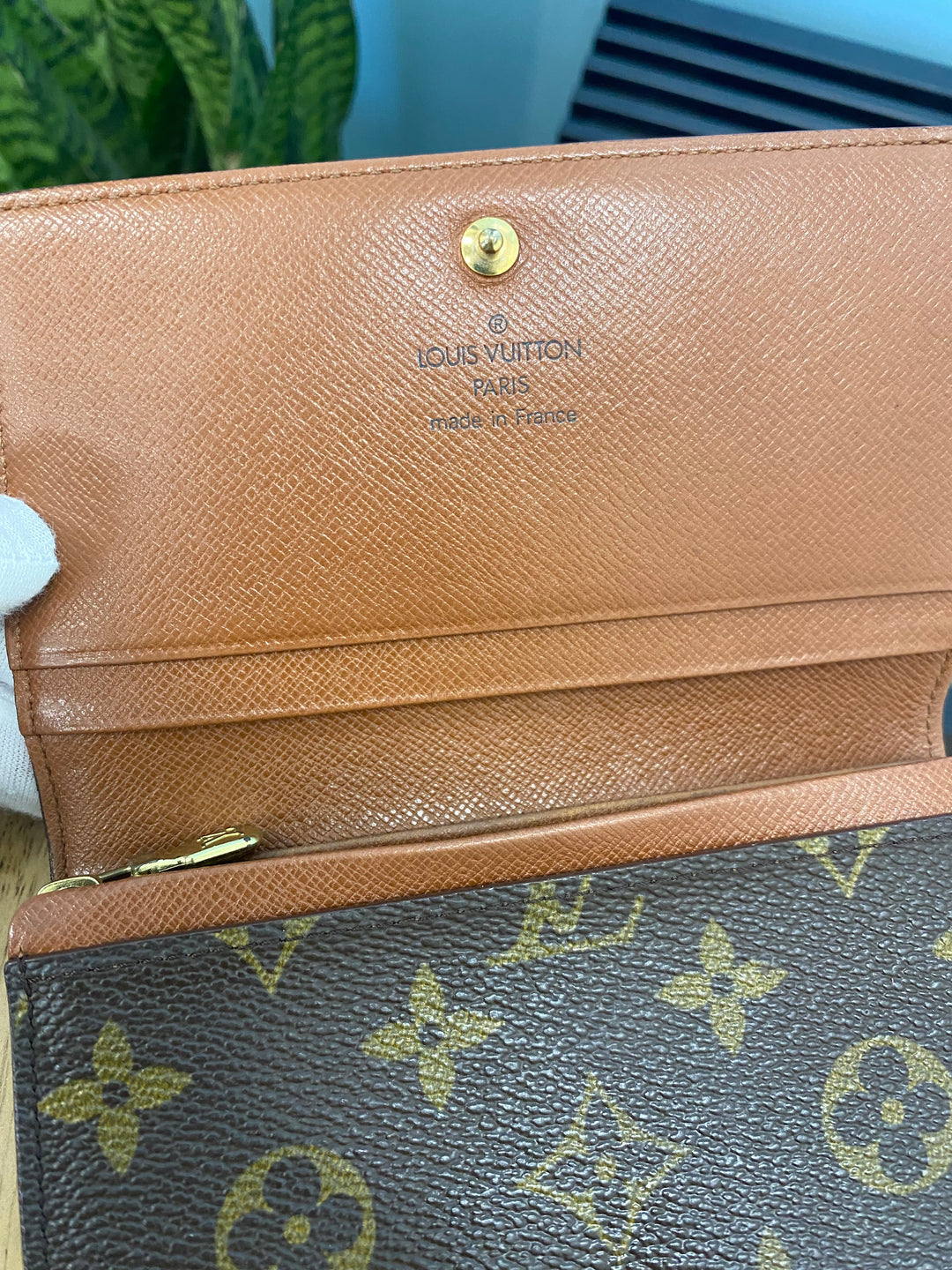 Louis Vuitton Monogram Porte Monniae Wallet (2487)
