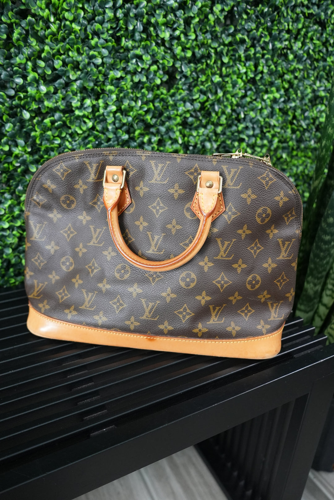 Louis Vuitton Monogram Alma 640