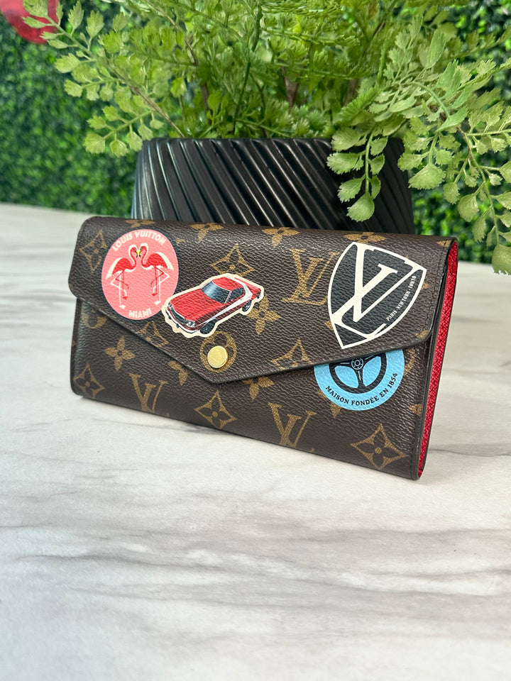 Louis Vuitton Monogram Patches Sarah Wallet (1276)