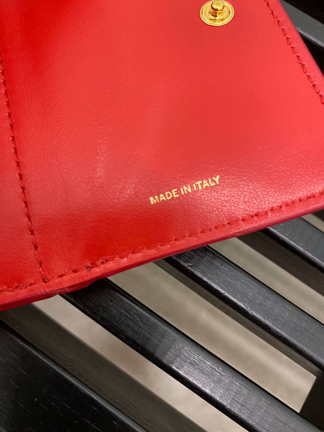 Burberry Red Grained Leather Compact Wallet (9113)