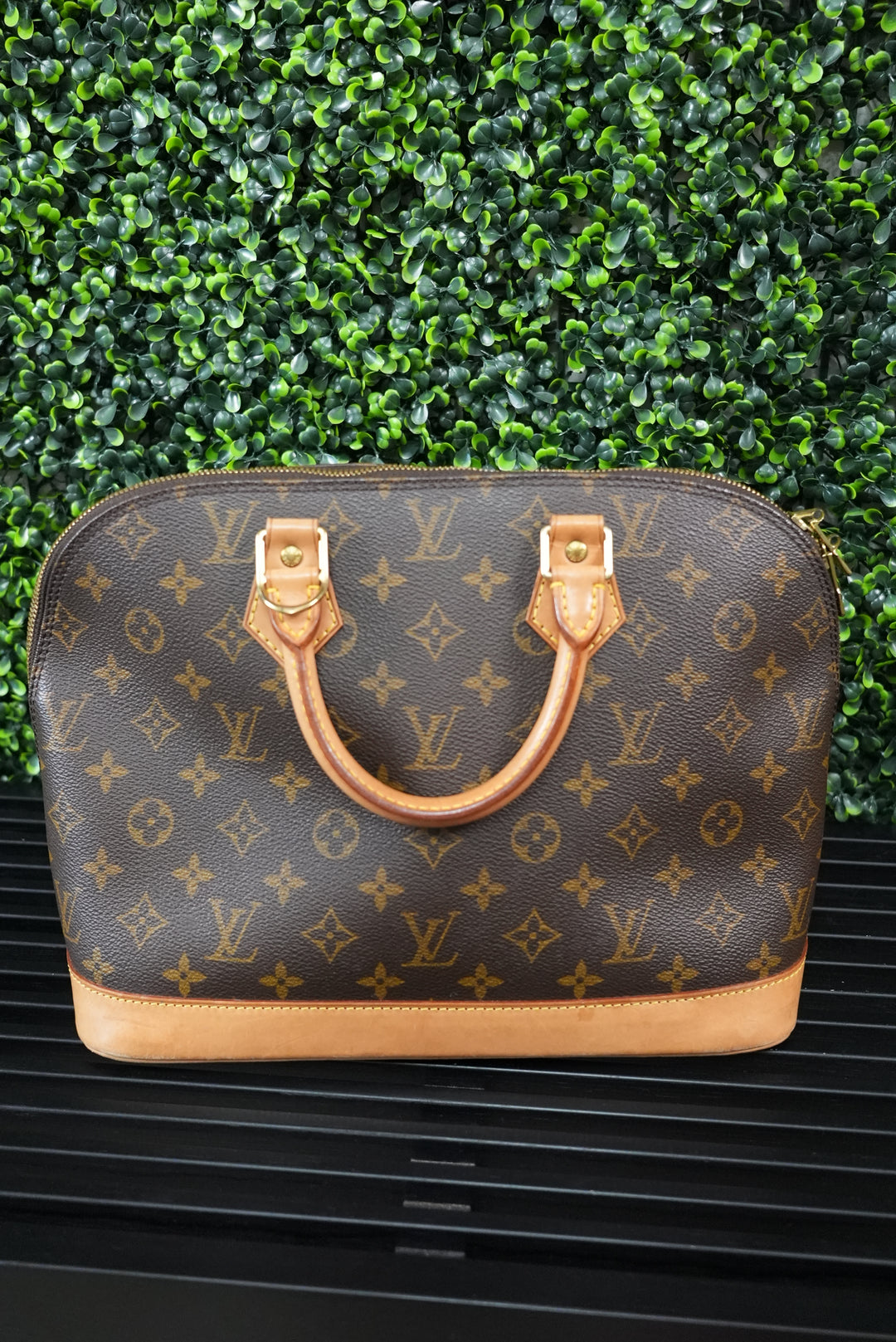 Louis Vuitton Monogram Alma PM