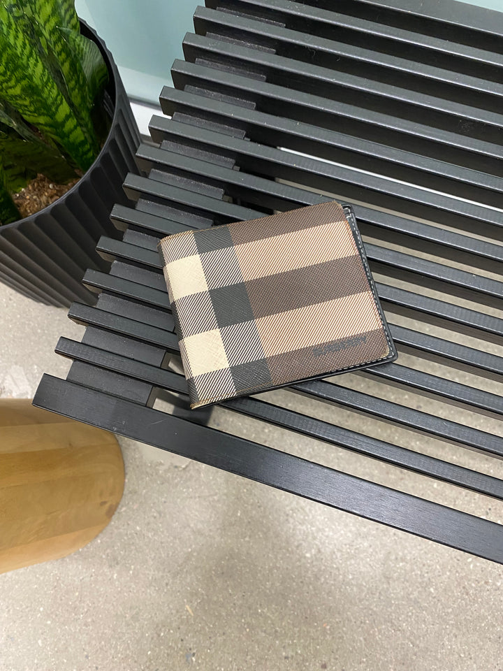Burberry Brown Check Billfold Wallet (0934)