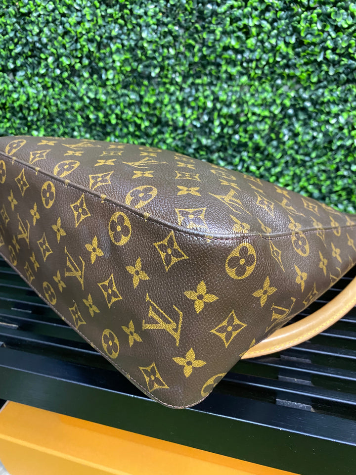 Louis Vuitton Monogram Looping GM (357)