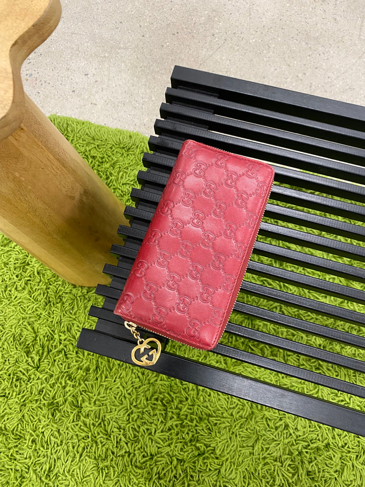 Gucci Red Guccissima Zippy Wallet (7936)