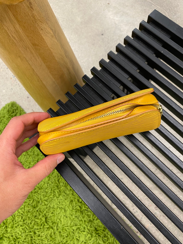 Louis Vuitton Yellow Epi Cosmetic Pouch (4290)