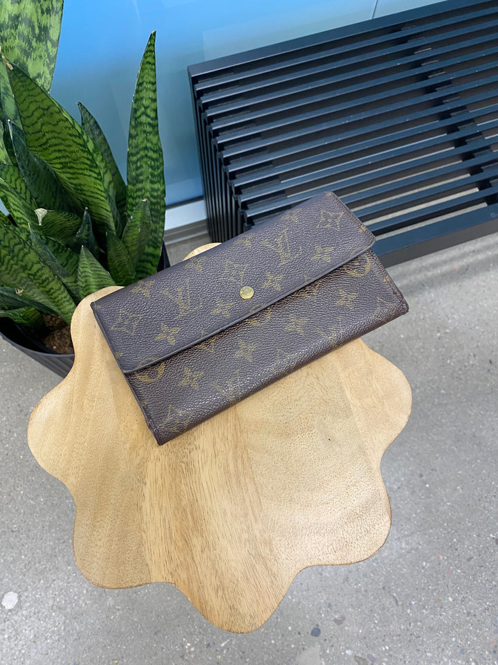 Louis Vuitton Monogram International Long Wallet (7645)