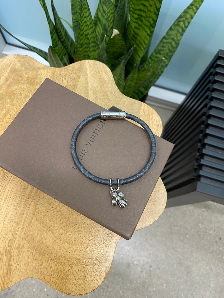 Louis Vuitton Eclipse Vivienne Bracelet (6108)