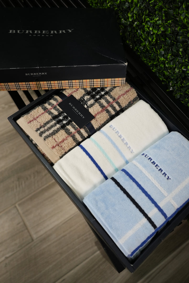 Burberry Towel Set - 3 Pack (221)