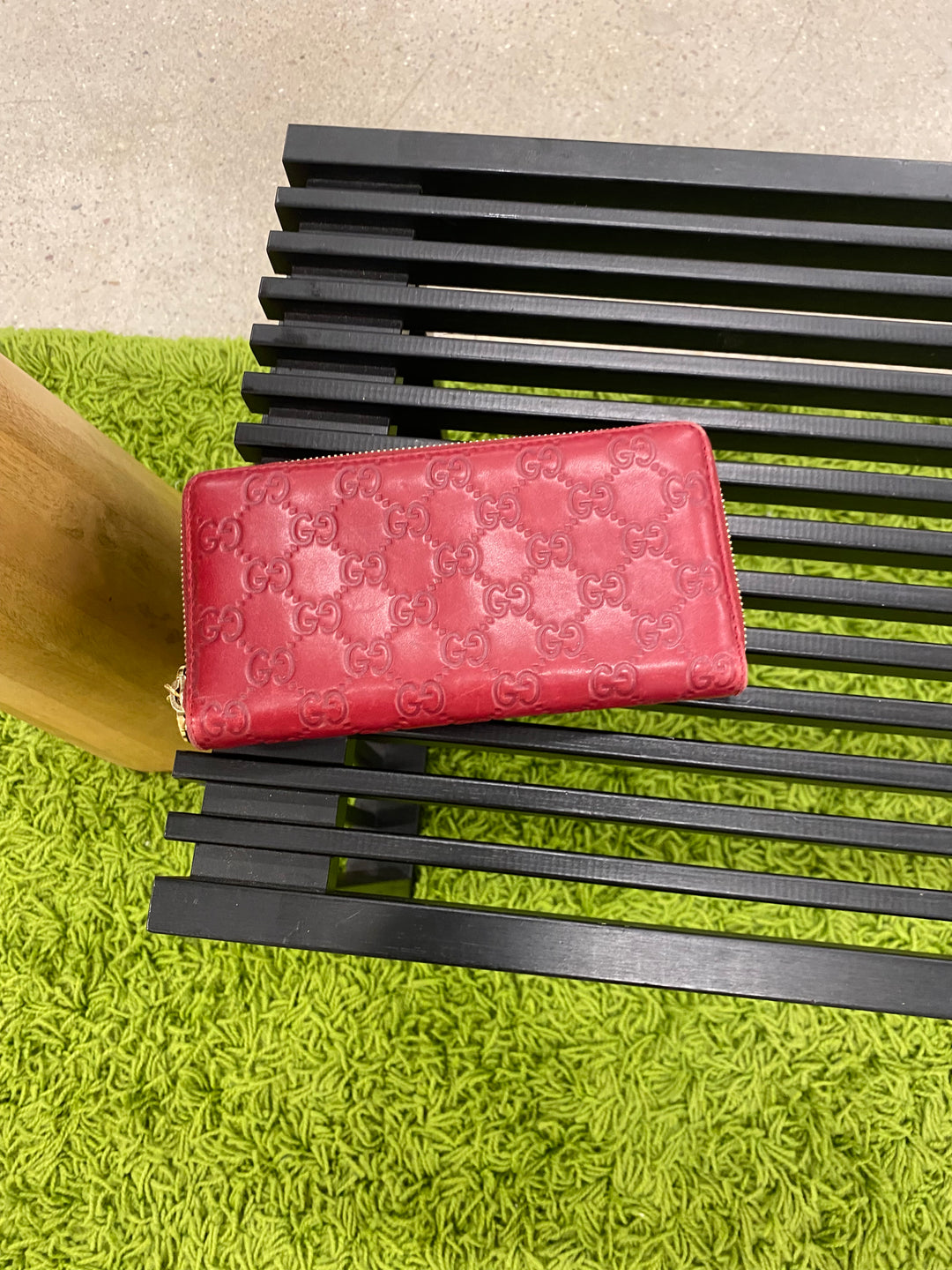 Gucci Red Guccissima Zippy Wallet (7936)