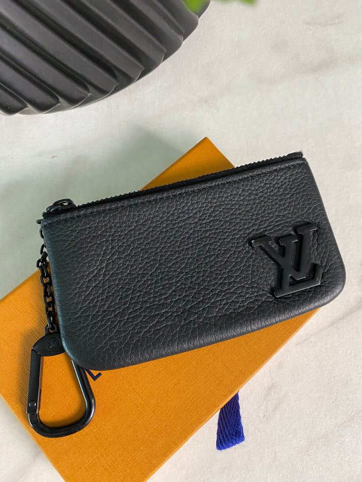 Louis Vuitton Black Aerogram Key Pouch (7435)