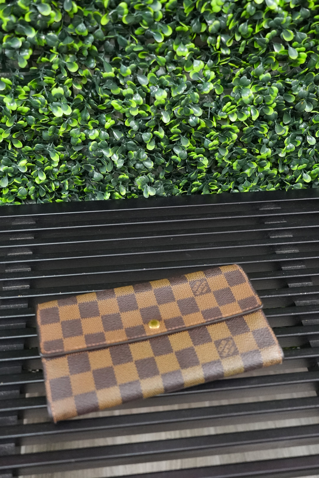 Louis Vuitton Damier long wallet