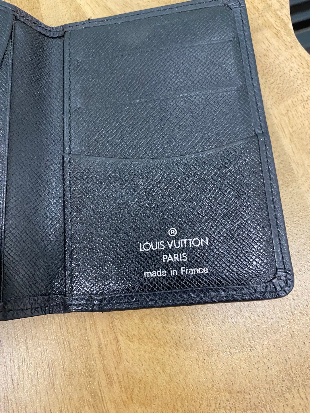 Louis Vuitton Black Taiga Leather Pocket Organizer (3821)
