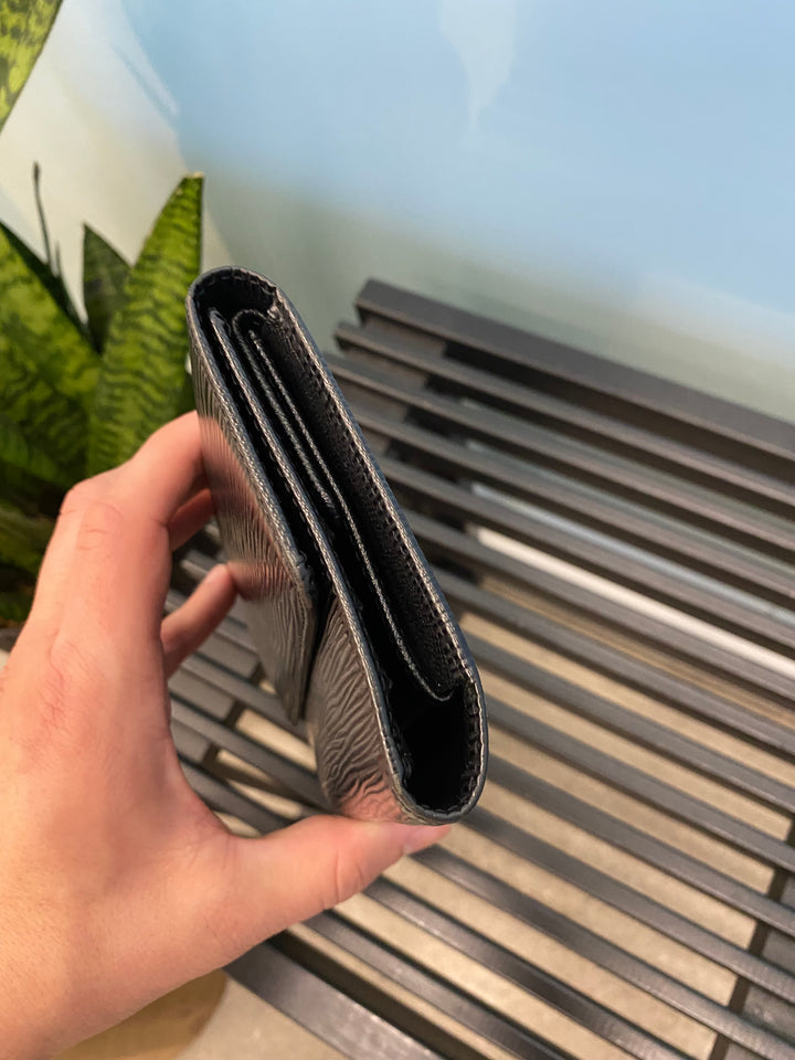 Louis Vuitton Black Epi International Long Wallet (6372)